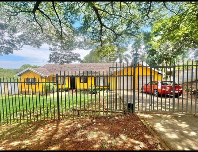 3 BEDROOM HOUSE FOR SALE IN HAYFIELDS